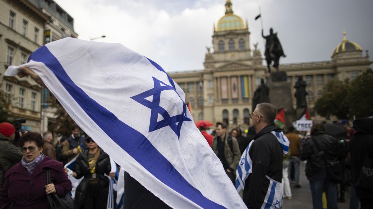 Do Izraele se po útoku vrátily z Česka stovky lidí. Část kvůli strachu